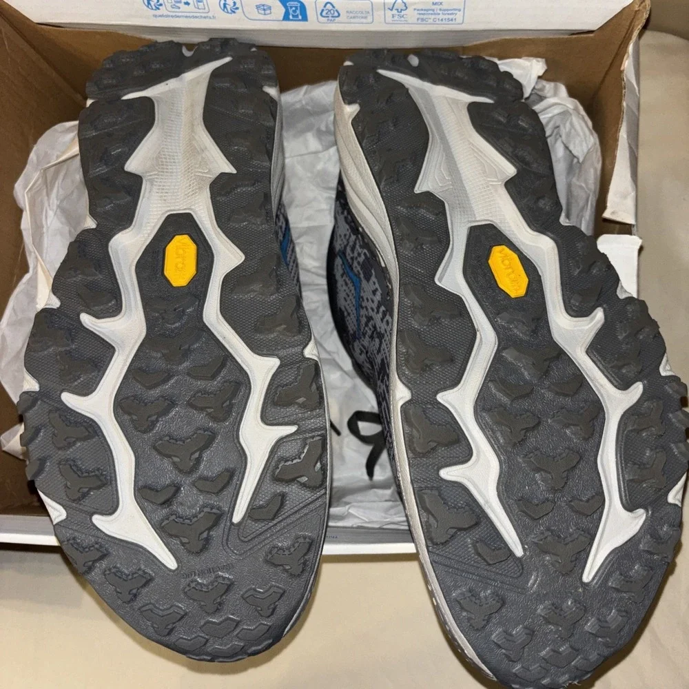Hoka One One new only